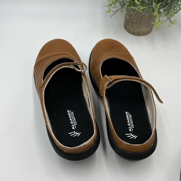 Spenco Women's 10 Brown Leather Rachel Orthotic Support Clogs Hook & Loop Strap - Picture 7 of 16